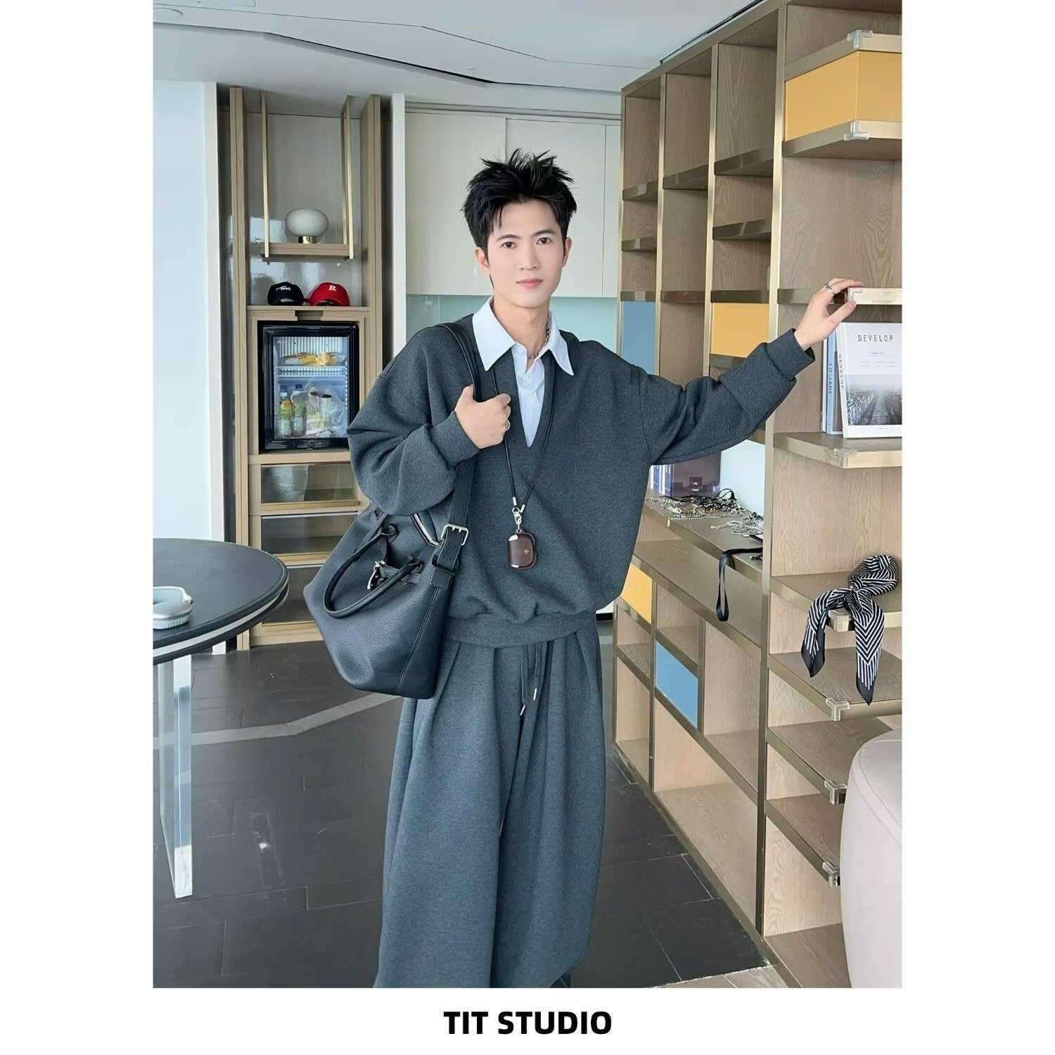 31893 Printed Sweatshirt – Loose-Fit Premium Pullover