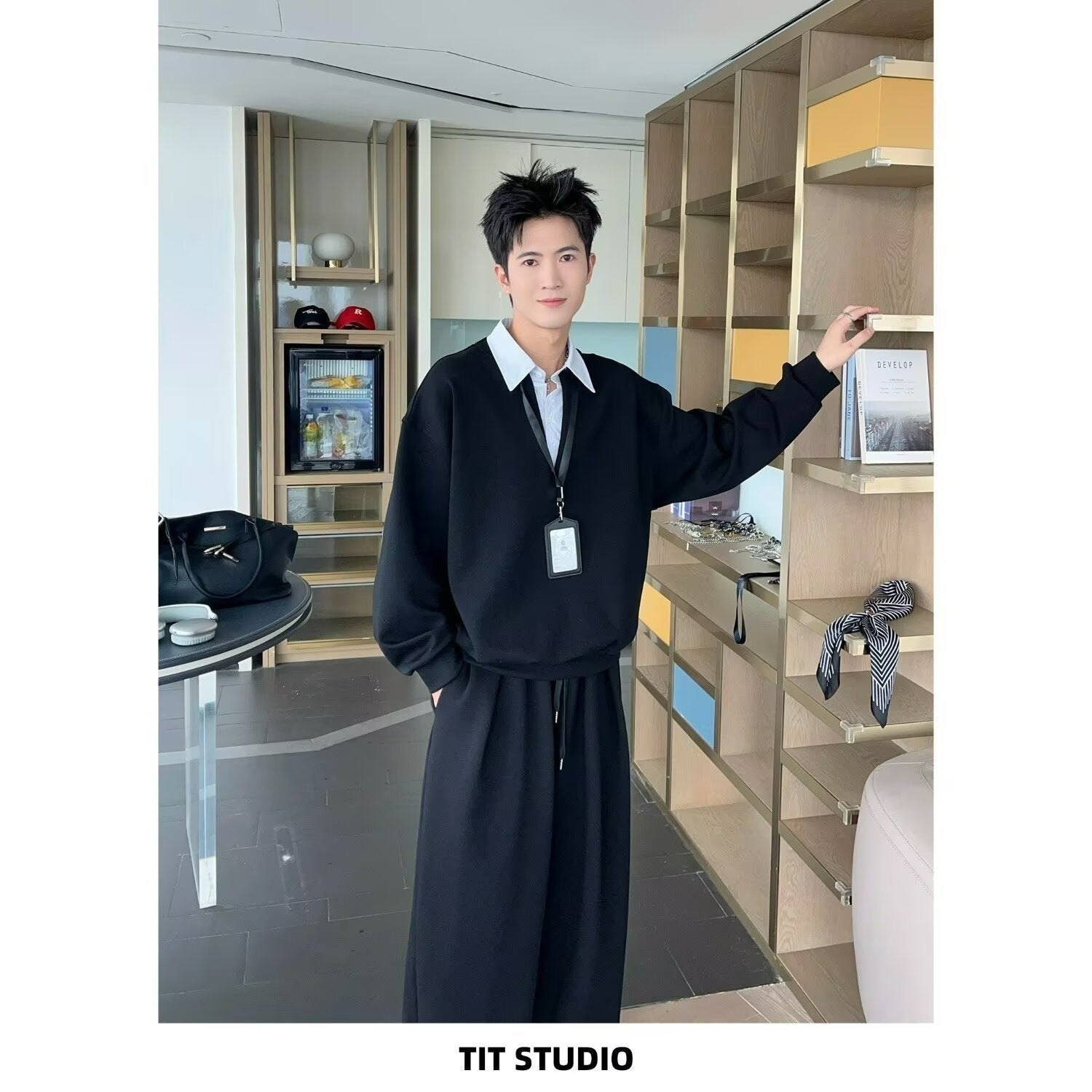 31893 Printed Sweatshirt – Loose-Fit Premium Pullover