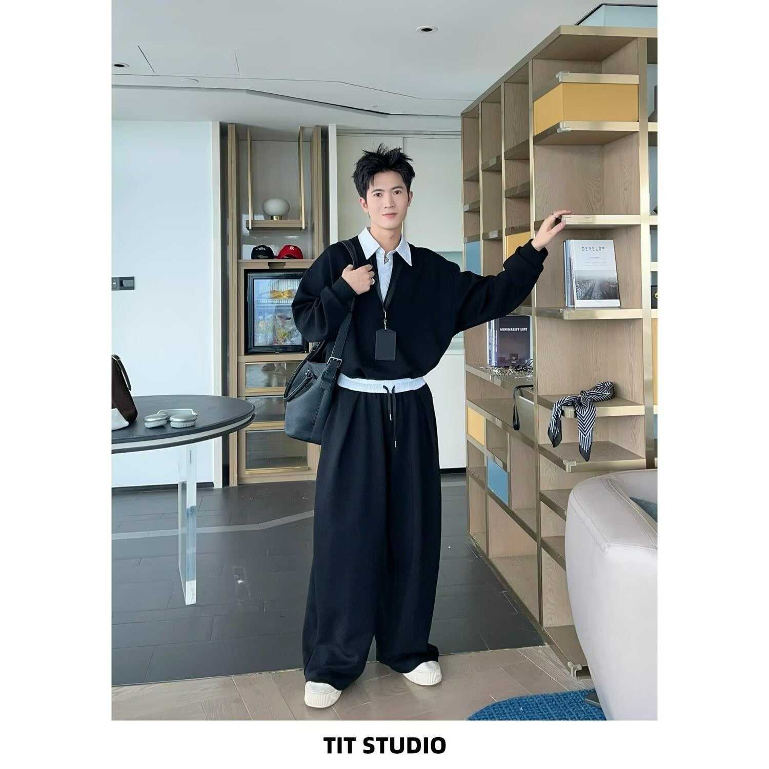 31893 Printed Sweatshirt – Loose-Fit Premium Pullover